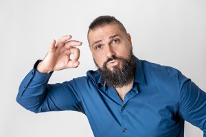 Jak správně vybrat realitní kancelář makléře
